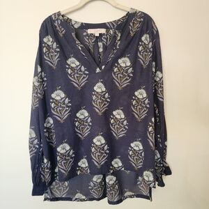 LOFT size Small semi sheer long sleeve v-neck blouse
